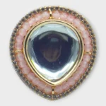 Overview of STONIRA adjustable gold statement ring featuring a teardrop-cut central Kundan gem surrounded by peach beads and a micro-pave crystal halo